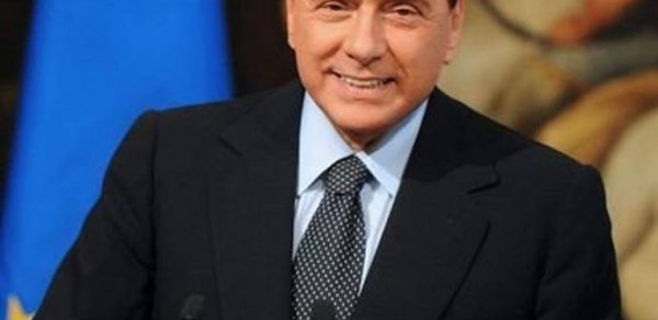 Berluskoni xəstəxanadan evə buraxılıb