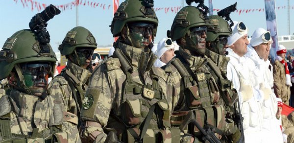 Türkiyə Ordusu İraqda terrorçulara məxsus mağaranı məhv edib