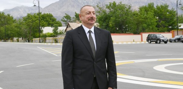 SİYASƏT