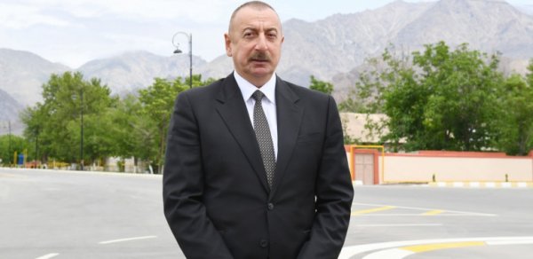 SİYASƏT
