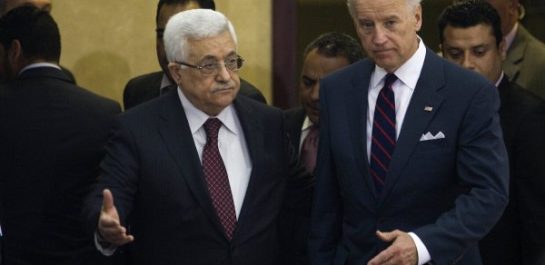 Abbas Baydenlə Yaxın Şərqdəki son hadisələri müzakirə edib