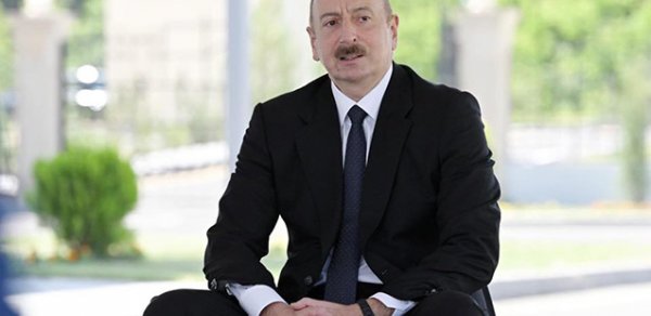 SİYASƏT
