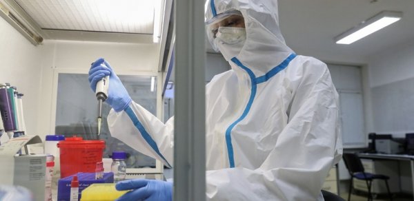 Britaniyada koronavirusun yeni ştammı aşkarlanıb