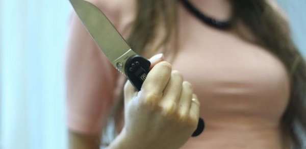 Bakıda ər və arvad arasında qanlı savaş: Bir-birilərinə 15 bıçaq zərbəsi vurdular