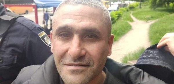 Kiyev polisi məhkəmədən qaçan azərbaycanlını saxlayıb - FOTO