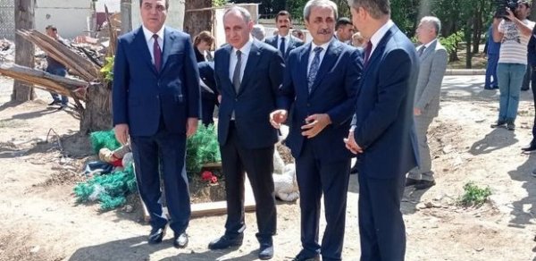 SİYASƏT