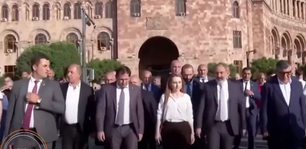 DÜNYA