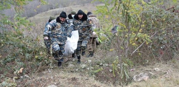 Ermənistan daha səkkiz hərbçisinin qalıqlarının tapıldığını açıqladı