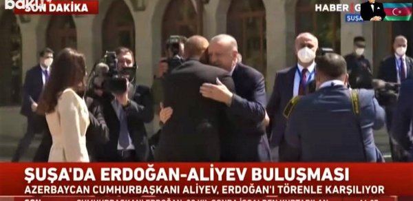 İlham Əliyev Rəcəb Tayyib Ərdoğanı Şuşada qarşıladı - VİDEO