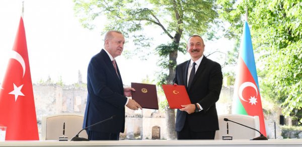 SİYASƏT