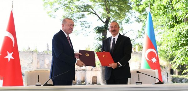 SİYASƏT
