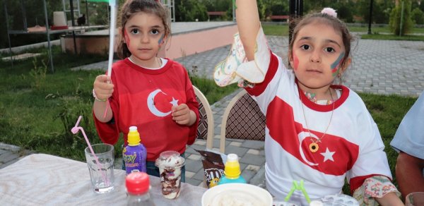 SOSİAL