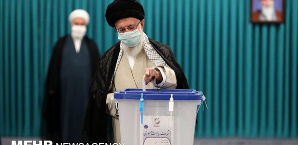 İranın ali dini lideri prezident seçkilərində səs verdi