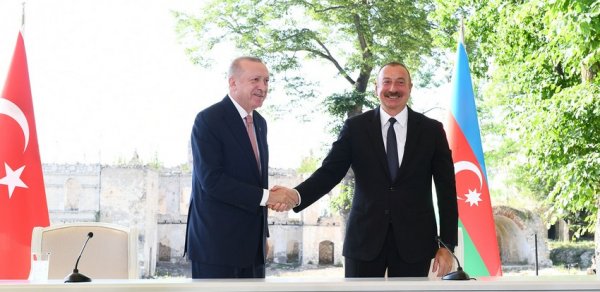 SİYASƏT