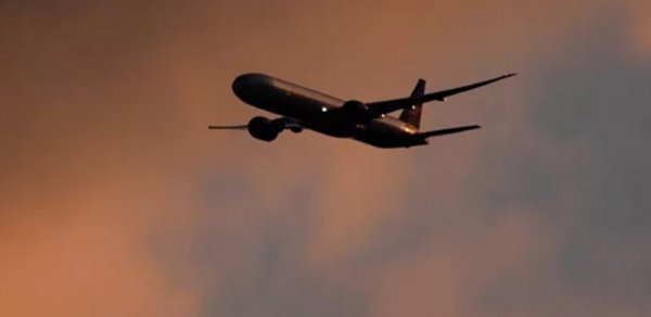 Rusiyada sərnişin təyyarəsinin dənizə düşdüyü ehtimal olunur