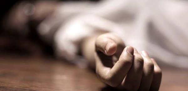 Azərbaycanda uşaq bağçasının qarşısında qadın meyiti aşkarlandı