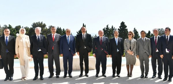 SİYASƏT