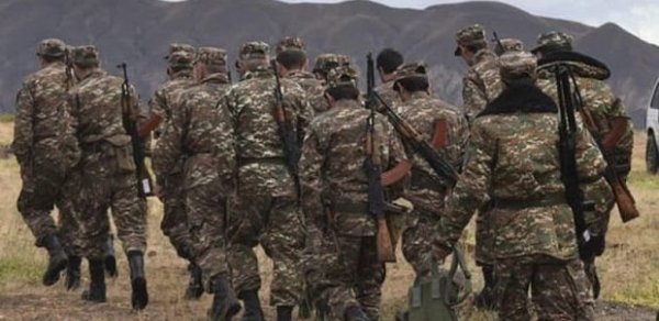 Ermənistan ehtiyatda olan hərbçiləri təlimlərə çağırmağı planlaşdırır