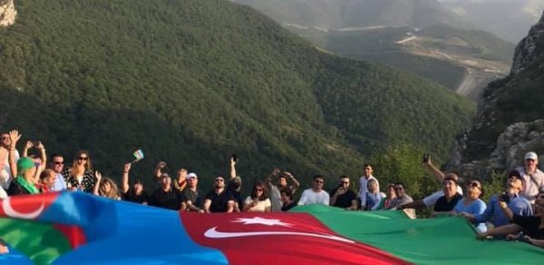 SİYASƏT