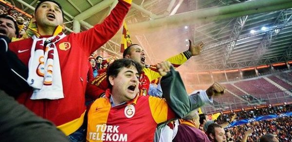 Türkiyədə vaksinasiya olunmayan azarkeşlər stadionlara buraxılmayacaq