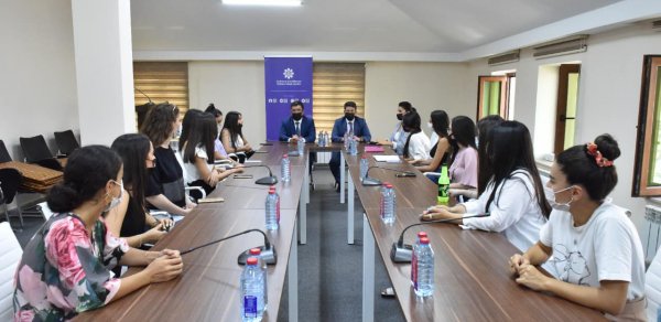 Əhməd İsmayılov “MEDİA könüllüləri" ilə görüşüb - FOTO