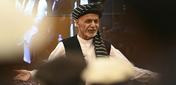 Əşrəf Qani: “Ölkəni bir köynəkdə, çalmada və ayaqqabıda tərk etdim”