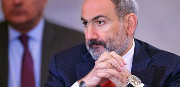 Paşinyanla Ermənistanın diplomatik korpusu arasında münasibətlər gərgindir