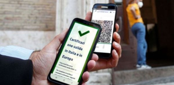 Daha bir ölkədə iş yerində COVID-19 pasportu vacib oldu