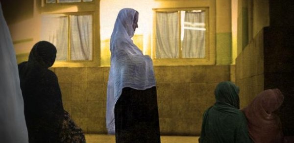 Bu ölkədə səhiyyə sistemi çökdü - Hamilə qadınlar çox çətin şərtlərlə doğuş edirlər