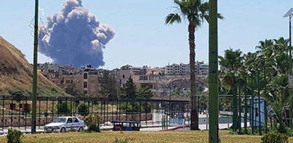 İranın Suriyadakı bazası bombardman edildi