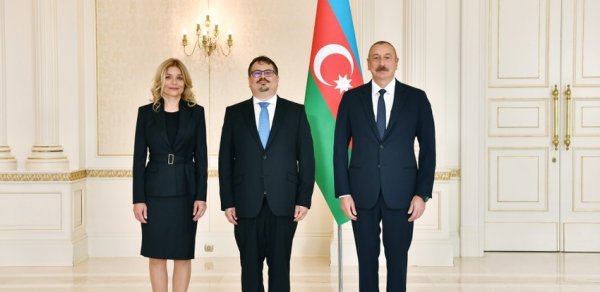 SİYASƏT