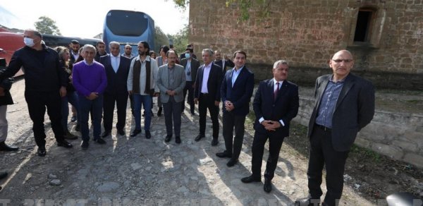 SİYASƏT