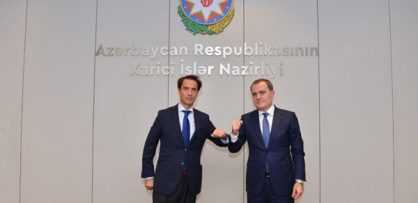 SİYASƏT