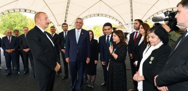 SİYASƏT