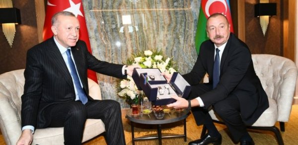 SİYASƏT