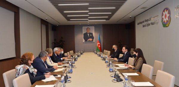 SİYASƏT