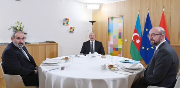 SİYASƏT