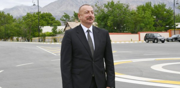 SİYASƏT