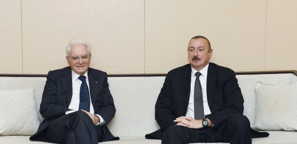 SİYASƏT