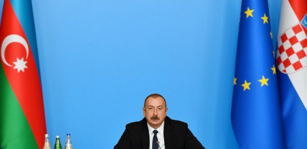 SİYASƏT