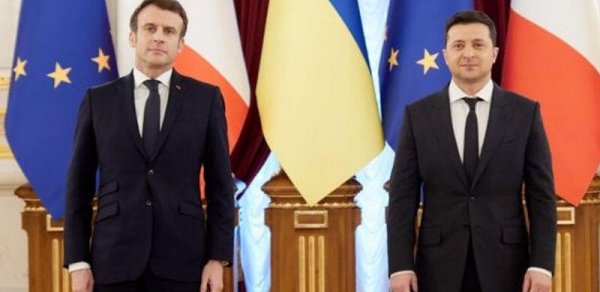 Makron Zelenskiyə zəng etdi