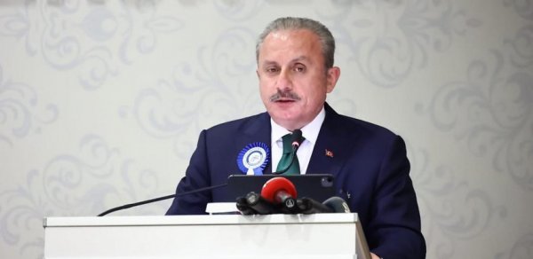 Mustafa Şentop: “Türkiyə Rusiya və Ukrayna ilə danışıqları davam etdirir"