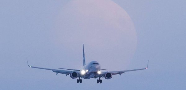 Daha iki ölkə Rusiya təyyarələri üçün hava məkanını bağlayır