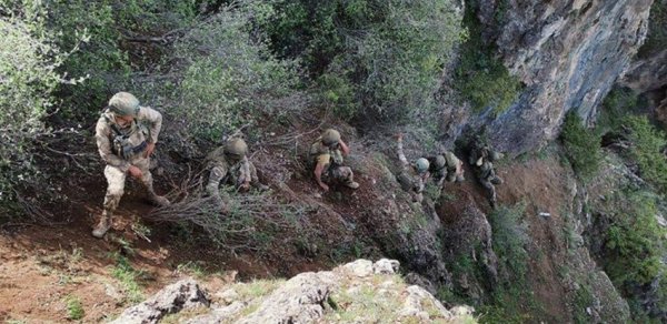 Türkiyədə "Pəncə Yıldırım" əməliyyatında bir əsgər öldü