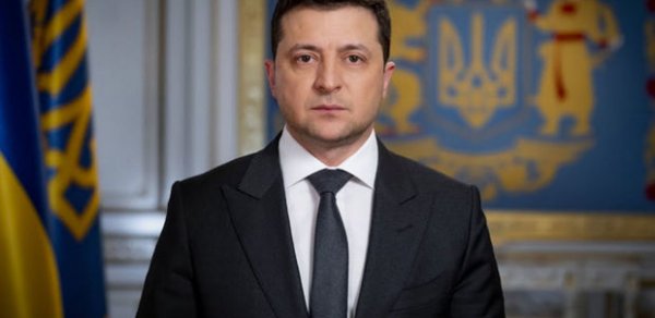 Zelenski: “Növbəti 24 saat Ukrayna üçün həlledici olacaq”