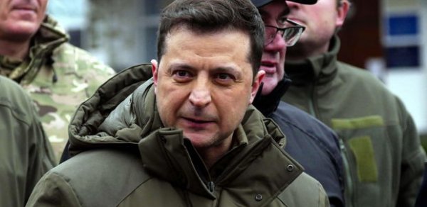 Ukrayna prezidenti Qırğızıstan və Gürcüstan səfirlərini geri çağırdı