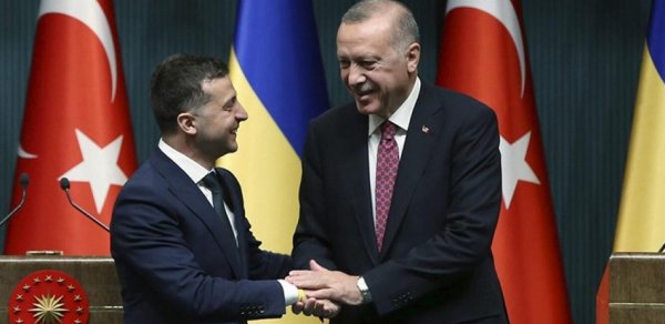 Zelenski: "Ərdoğanın Ukraynaya kömək etdiyi bir çox məsələlər var"