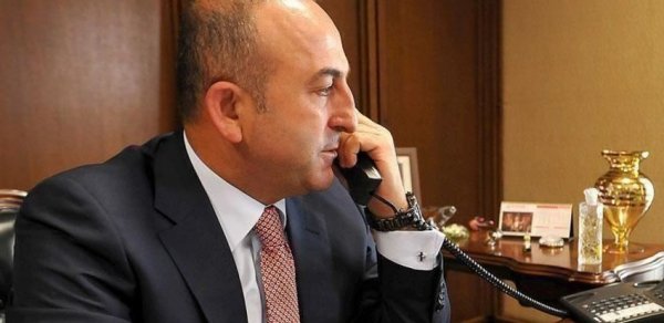 Türkiyə və Ukrayna XİN başçıları telefonla danışdı