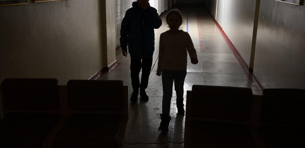 Ukraynada 28 uşaq həlak olub, 64 uşaq yaralanıb