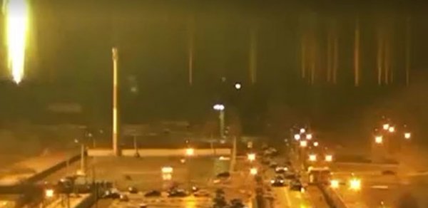 Zaporojye AES-ə hücum anı: “Siz dünyanı təhlükə qarşısında qoyursunuz” - VİDEO